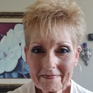 Meet your Posher, Deborah